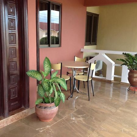 Benconi Lodge Accra Eksteriør bilde