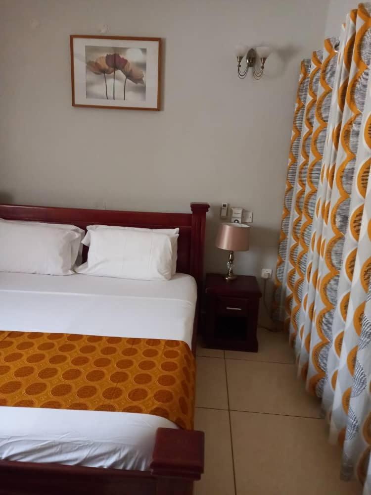 Benconi Lodge Accra Eksteriør bilde