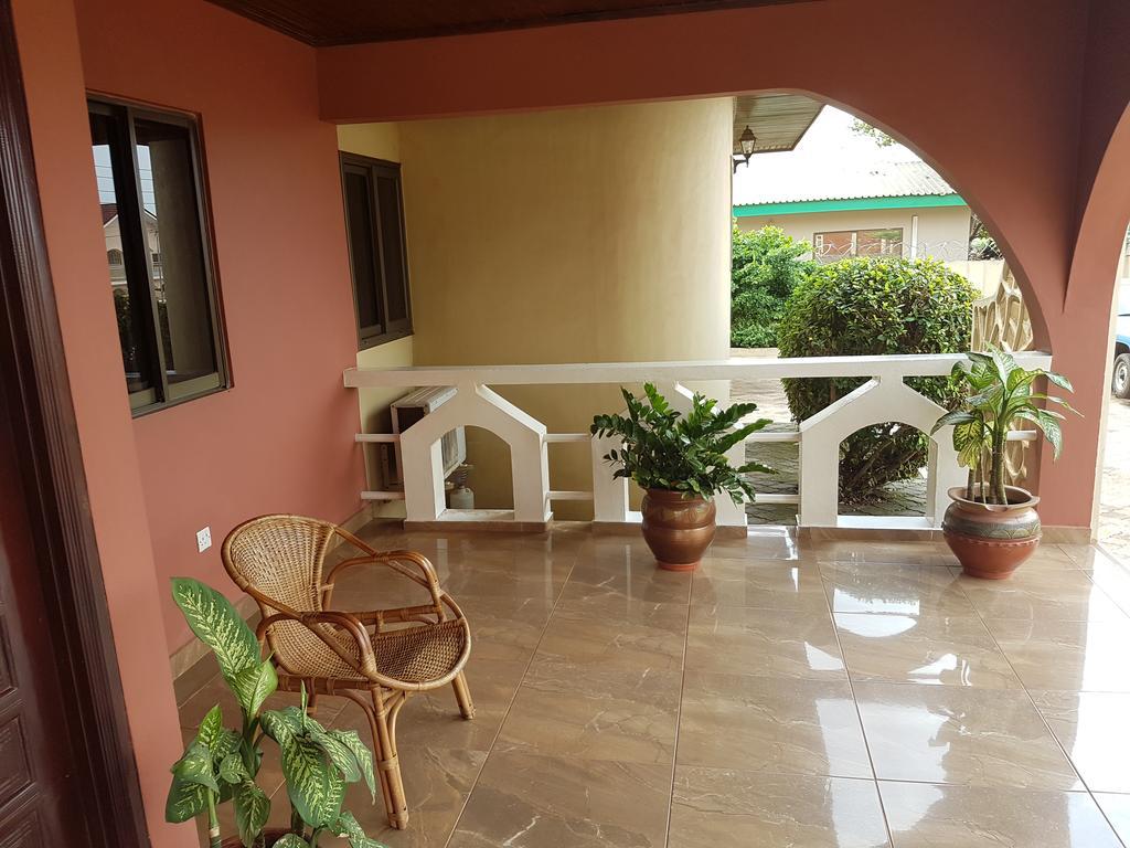 Benconi Lodge Accra Eksteriør bilde